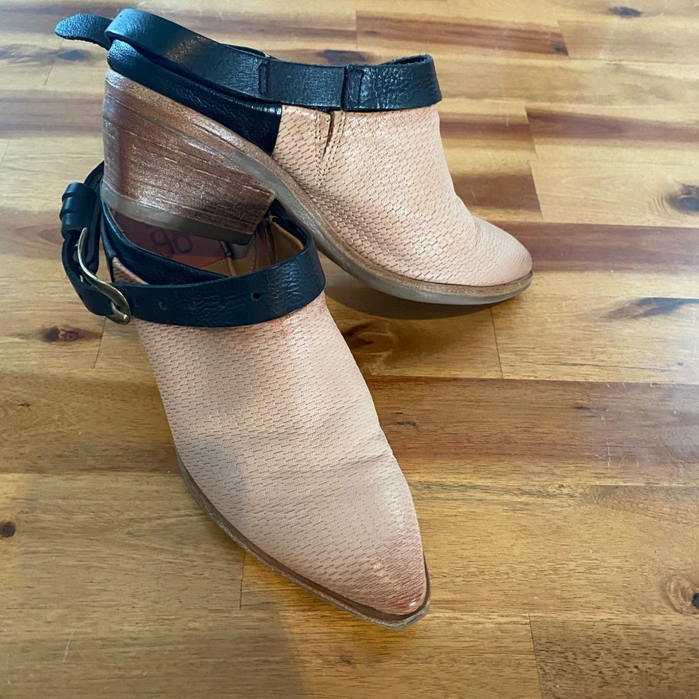 AS98 leather booties